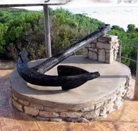 Geltwood Anchor Memorial - Accommodation Daintree