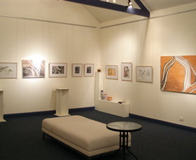 Jayes Gallery And Cafe - Accommodation Daintree 3