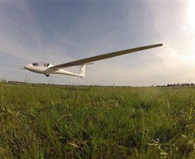 Gliding Over Benalla - Accommodation Daintree 5