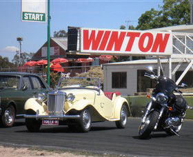 Rustik Cafe' Wine Bar - Accommodation Daintree 4