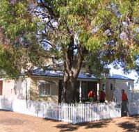 Australian Inland Mission Hospital - Accommodation Daintree