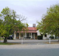 Round Hill Hotel - Accommodation Daintree