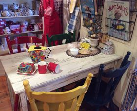 Rick Rutherfords Country Gallery - Accommodation Daintree 1