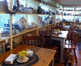 Rick Rutherfords Country Gallery - Accommodation Daintree 3