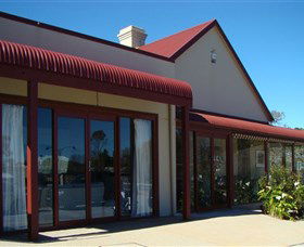 Ben Roberts Cafe And Gallery - Accommodation Daintree 0