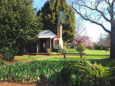 Mont De Lancey Historic Property Tours - Accommodation Daintree 3