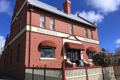 Regional Tastes - Wine & Beer Tour - Accommodation Daintree 7