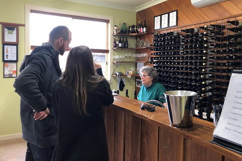 Regional Tastes - Wine & Beer Tour - Accommodation Daintree 4