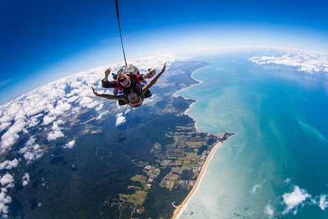 Beach Skydive From Up To 15000ft Over Mission Beach - Accommodation Daintree 4