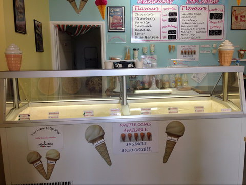 The Pier View Lolly Shop - Accommodation Daintree 2