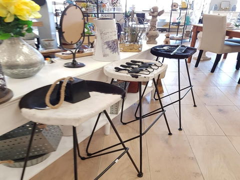 TSG Giftware Young - Accommodation Daintree 2