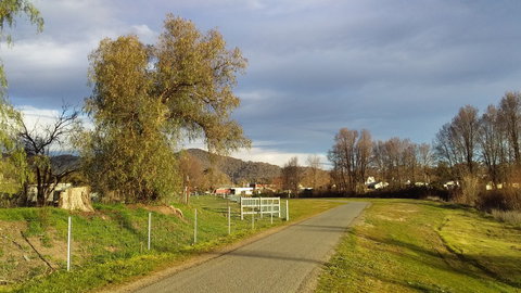 Adelong Falls Walk - Accommodation Daintree 1