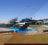 Manildra Swimming Pool - Accommodation Daintree
