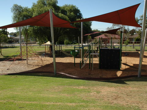 Rutherglen Apex Park - Accommodation Daintree 1