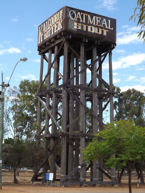 Merredin Railway Water Tower - Accommodation Daintree 1