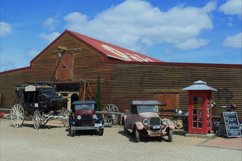 Oaklands Barn - Accommodation Daintree 0