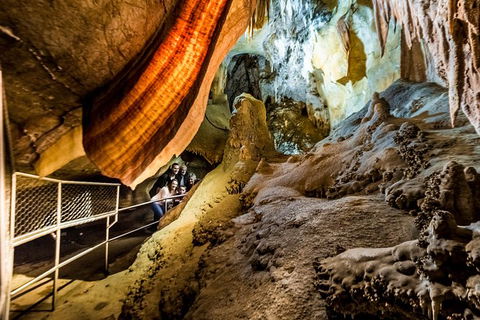 Jenolan Caves: Imperial Cave Tour - Accommodation Daintree 4