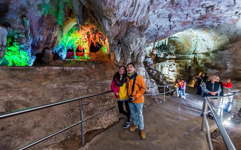 Jenolan Caves: Chifley Cave Tour - Accommodation Daintree 5