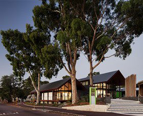 Zig Zag Cultural Centre - Accommodation Daintree 0
