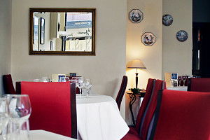 Le Petit Bourgeois - Accommodation Daintree 0