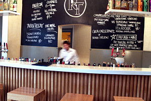 Rathdowne Tavern - Accommodation Daintree 0