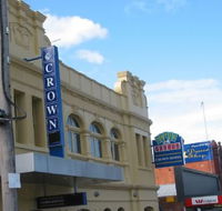 Crown Hotel Lilydale - Accommodation Daintree