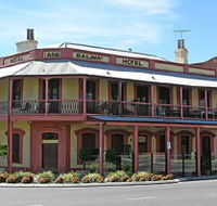 Railway Hotel - Accommodation Daintree