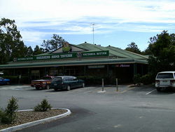 Shearers Arms Tavern - Accommodation Daintree 3