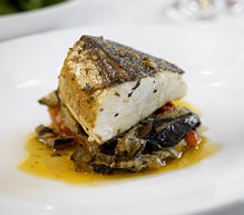 The Union Hotel - Uncorked Restaurant - Accommodation Daintree 1