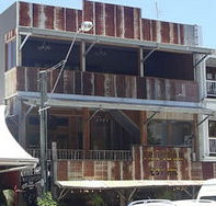 Ironbar Saloon - Accommodation Daintree