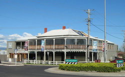 The Oxford Bathurst - Accommodation Daintree 3