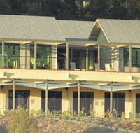 Cypress Lakes Golf  Country Club - Accommodation Daintree