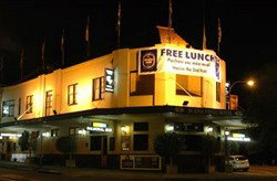 Buena Vista Hotel - Accommodation Daintree 0