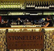 Stoneleigh Lounge - Accommodation Daintree