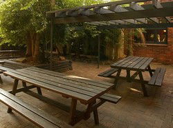 Greenacre Tavern - Accommodation Daintree 3