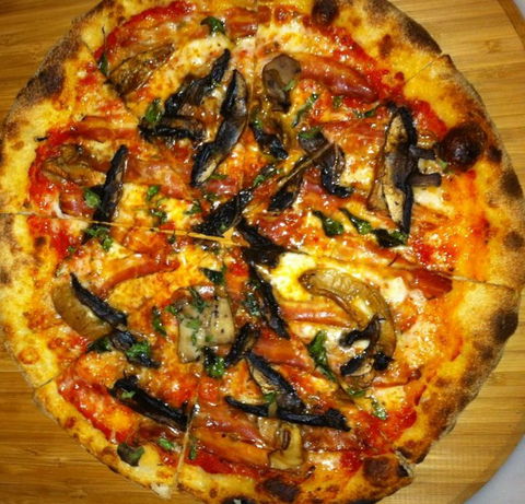 La Rosa Bar And Pizza - Accommodation Daintree 2