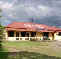 Farmers Hotel - Accommodation Daintree