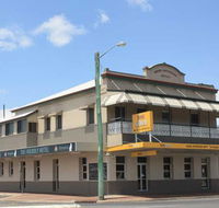 Young Australian Hotel - Accommodation Daintree