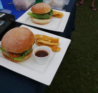 Bushland Beach Tavern - Accommodation Daintree