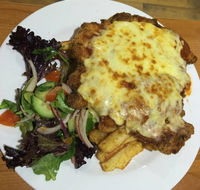 Coomera Waters Tavern - Accommodation Daintree
