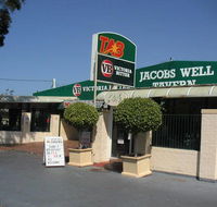 Jacobs Well Bayside Tavern - Accommodation Daintree
