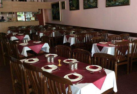 Punjabi Indian Tandoori Restaurant - Accommodation Daintree 3