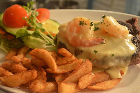 Tugun Tavern - Accommodation Daintree 0