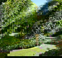 Camelot Garden Stroll - Accommodation Daintree