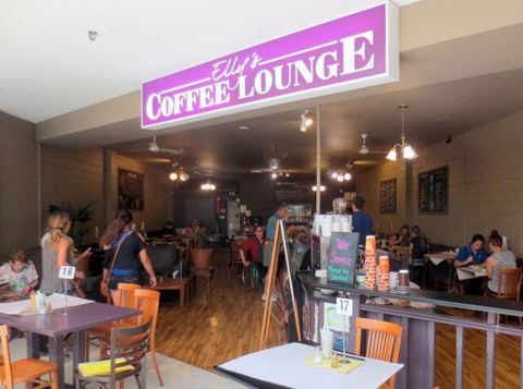 Live Music At Roths Wine Bar - Accommodation Daintree 0