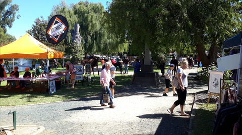 ArtOut Artisan Market - Accommodation Daintree 1