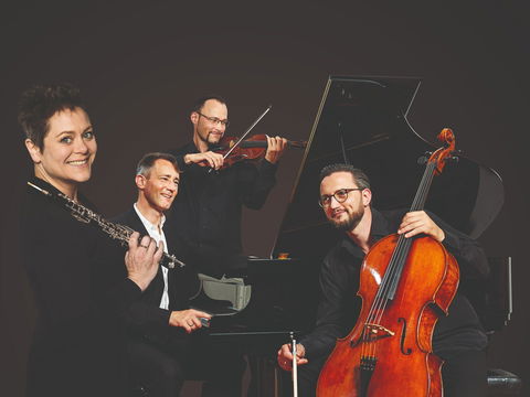 Eggner Trio And Diana Doherty - Accommodation Daintree 0