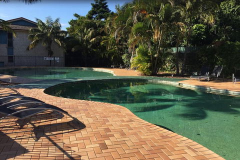 Aqualuna Beach Resort - Accommodation Daintree 3