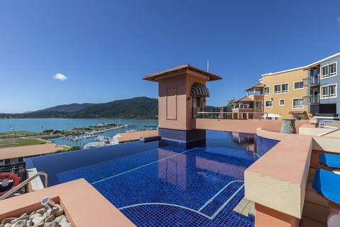 Martinique Whitsunday - Accommodation Daintree 6