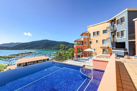 Martinique Whitsunday - Accommodation Daintree 4